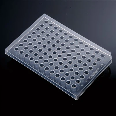 96 plat Well Half Skirted PCR